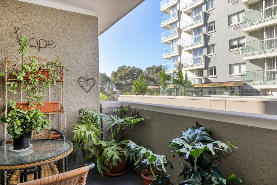 2 Bedroom Property for Sale in Green Point Western Cape